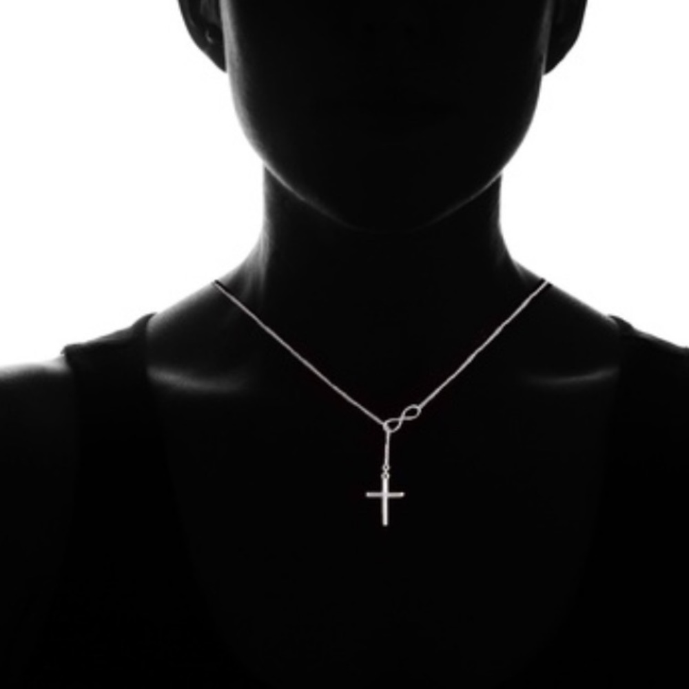 Beautiful Cross infinity necklace - Picture 2 of 4